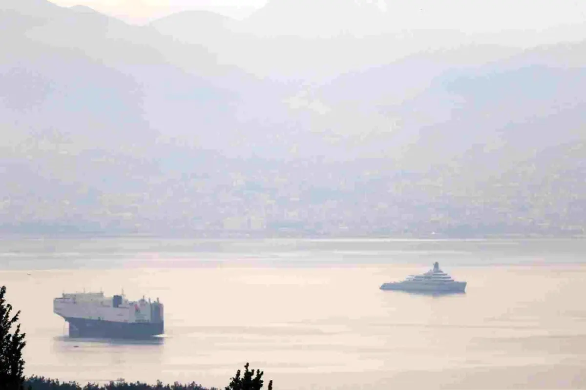 abramovicin luks yati solaris izmitte jytbyLDI