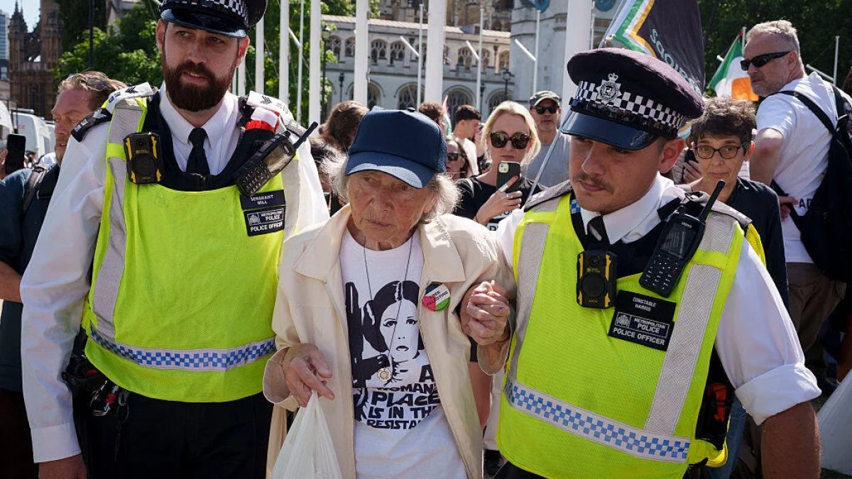 ingilterede 365 filistin yanlisi goz altina alindi Cbu71Jlj