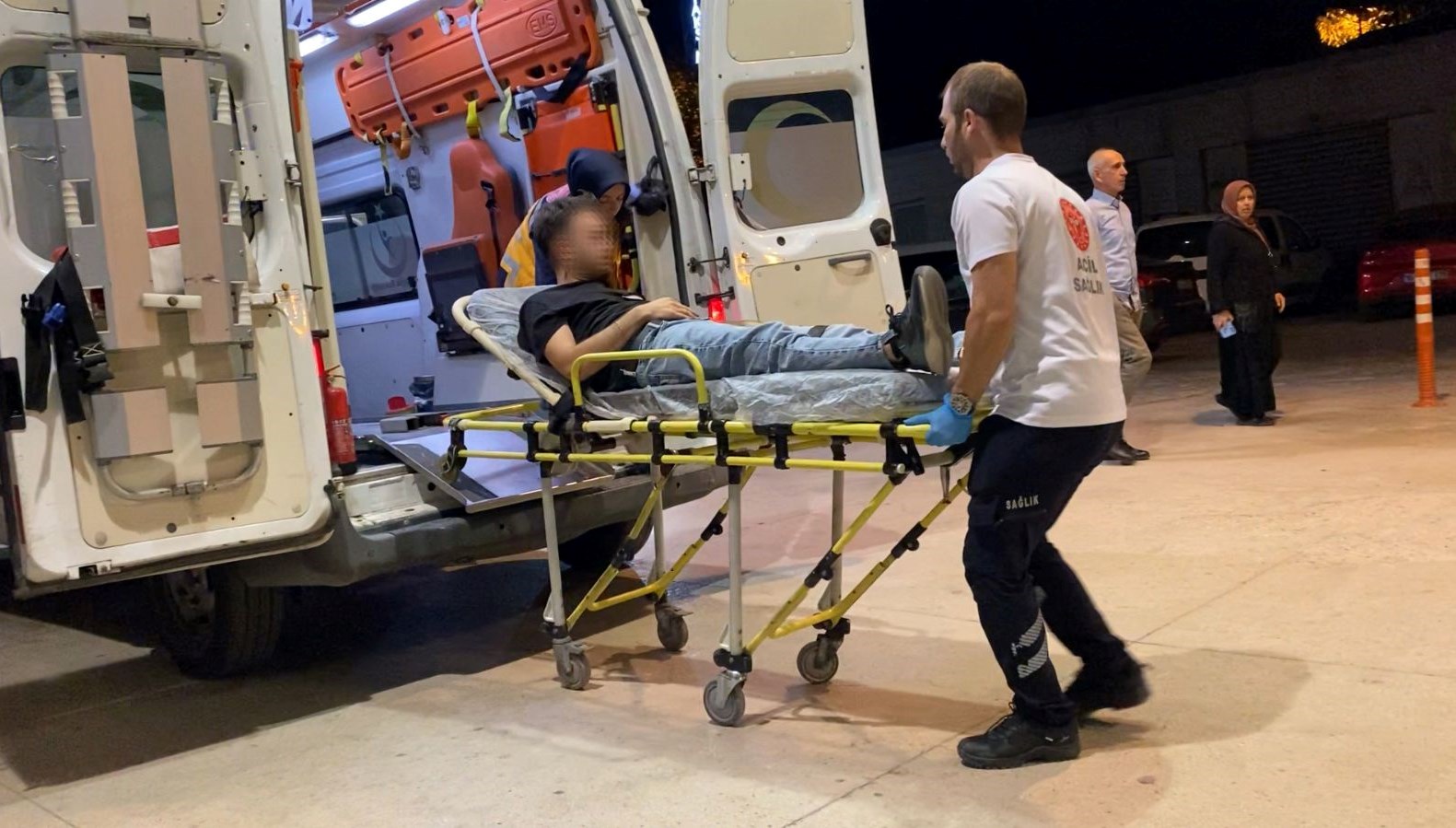 babaannesinin emekli maasini ceken torundan gasp oyunu nA4gH9ky