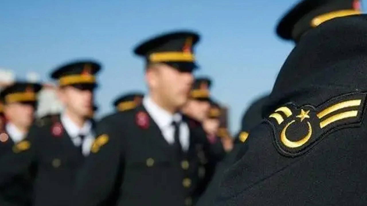 jandarma genel komutanligi personel alimi ne zaman jgk 29 sozlesmeli personel alimi sartlari neler s2WthbLP.jpg