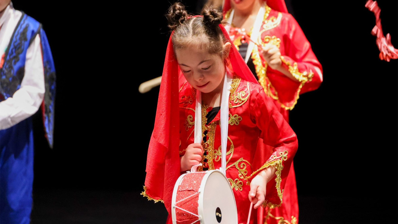 bilecikte-engelliler-haftasi-kapsaminda-farkindalik-programi-duzenlendi-XxsD4hqu